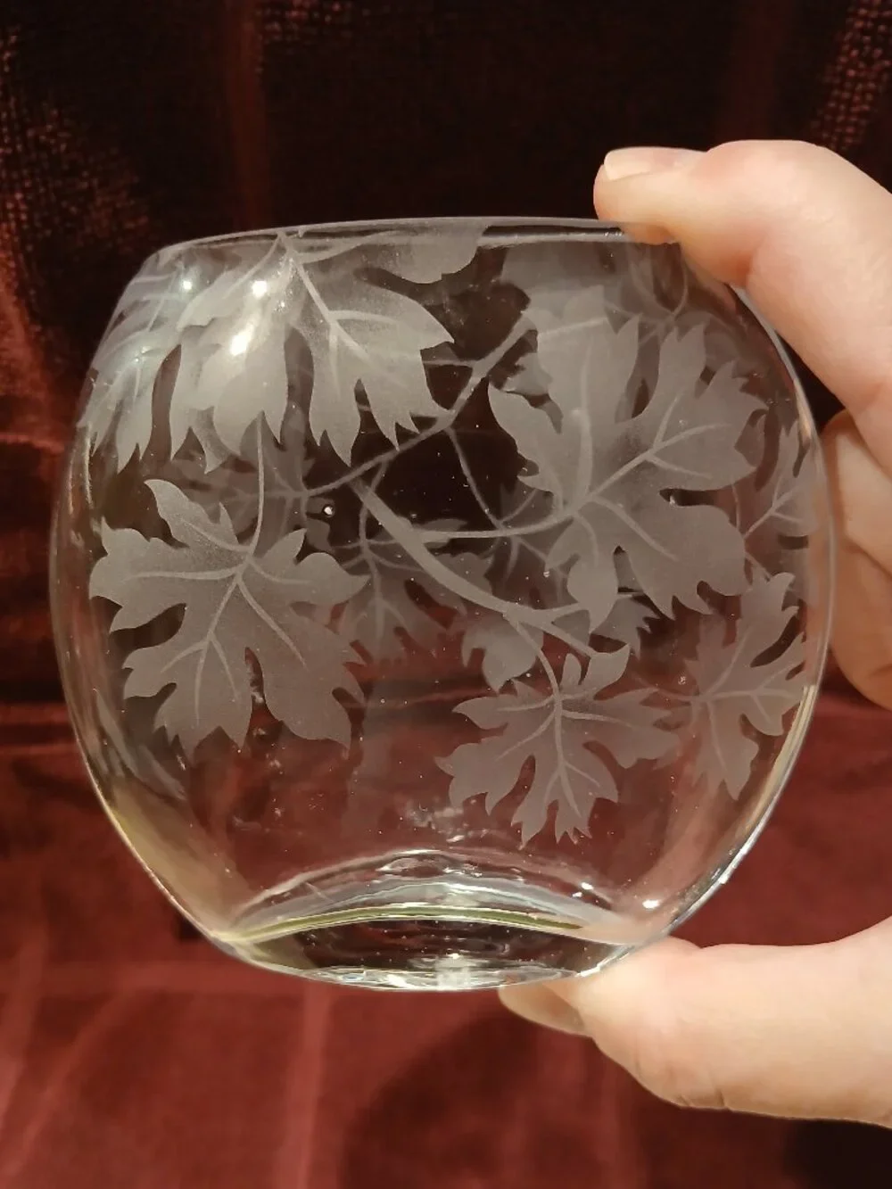 Round Glass Vase with Etched Maple Tree Leaf Design